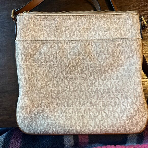 Michael Kors Purse - Picture 2 of 3